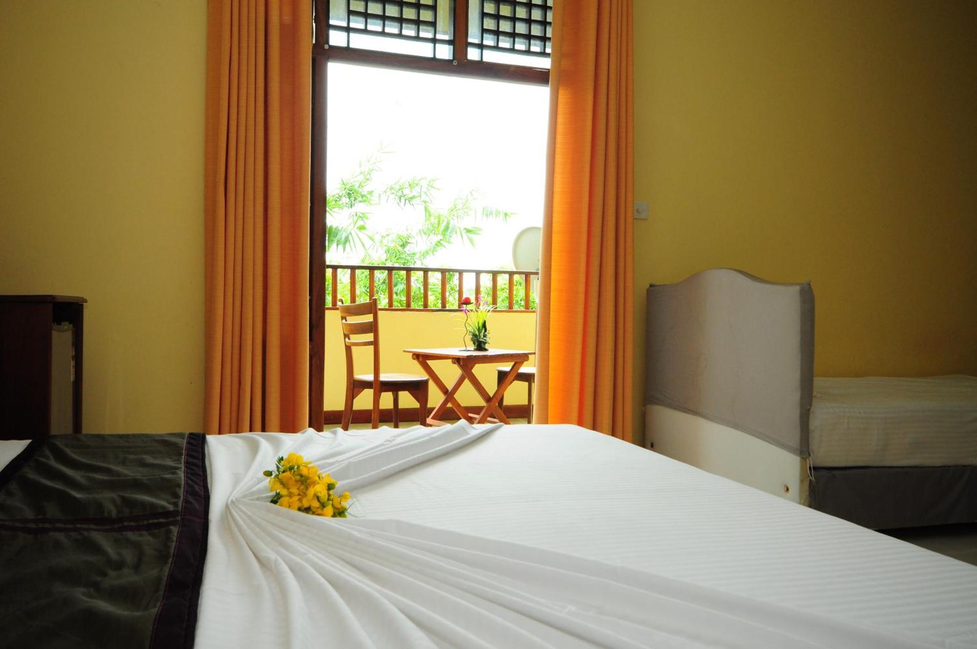 Hotel Sobana Lake Front Udawalawe Exterior foto